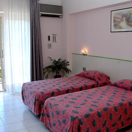 La Meridiana Hotel Capo dʼOrlando